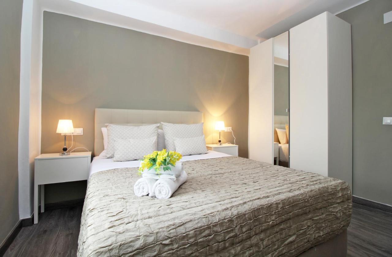 Appartement Del Parque Flats - San Millan à Málaga Extérieur photo